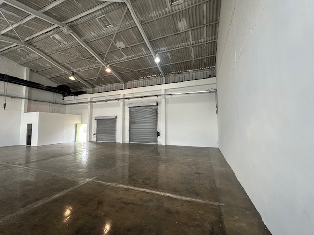 To Let commercial Property for Rent in Maitland Western Cape